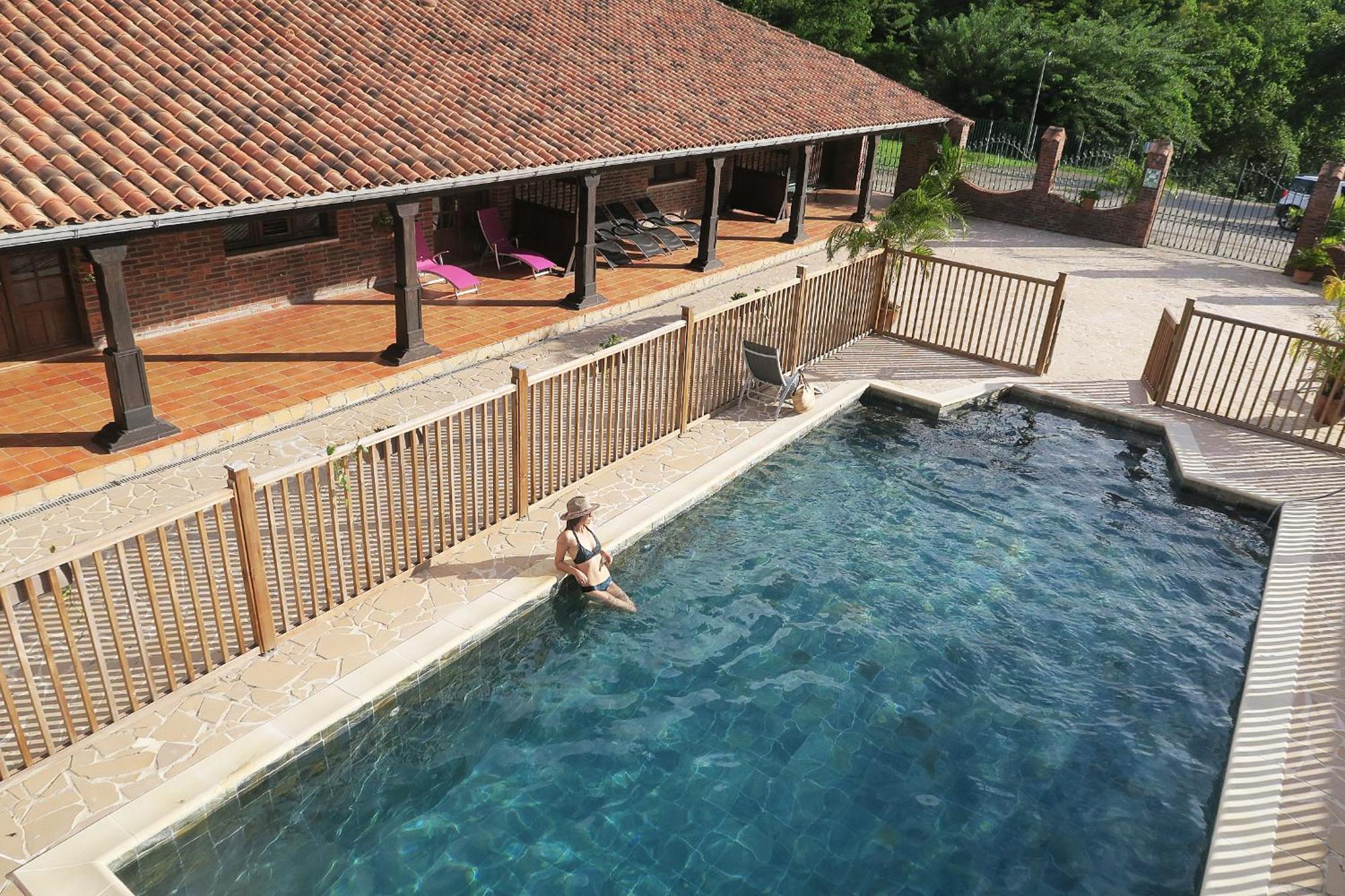 Domaine Du Chateau Les Trois-Ilets Exterior photo